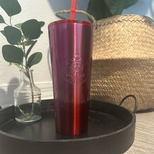 Starbucks Gradient | Red Gradient Ombre | 2021 | Reusable Venti Cup | 24 Oz